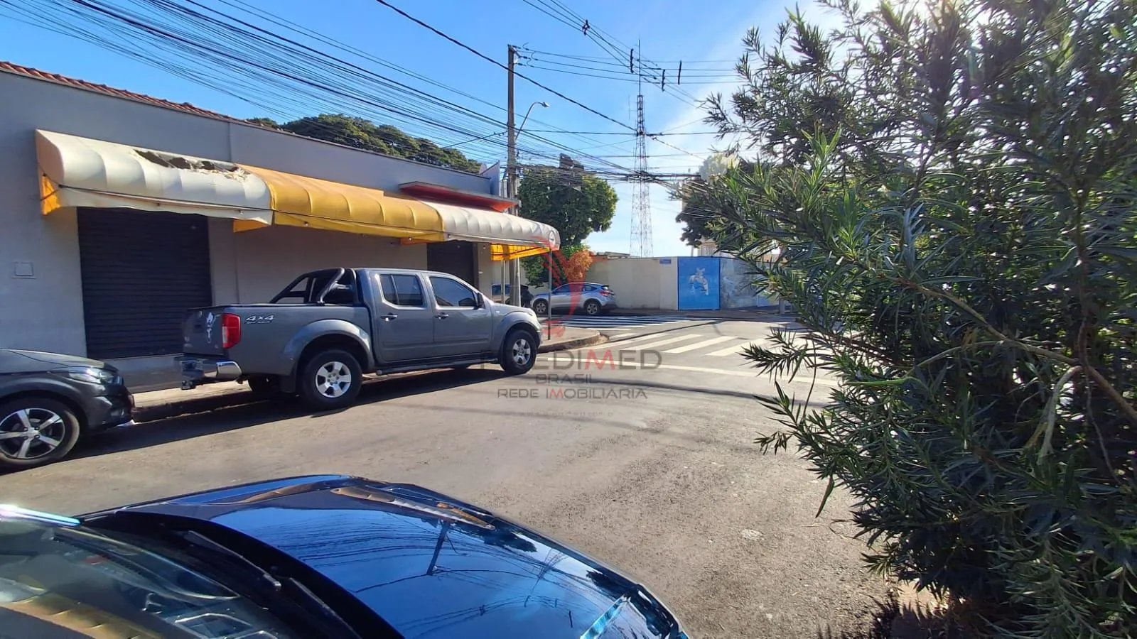 Imagem Excelente Esquina Comercial Rua XV de Novembro com Travessa da Saudade
