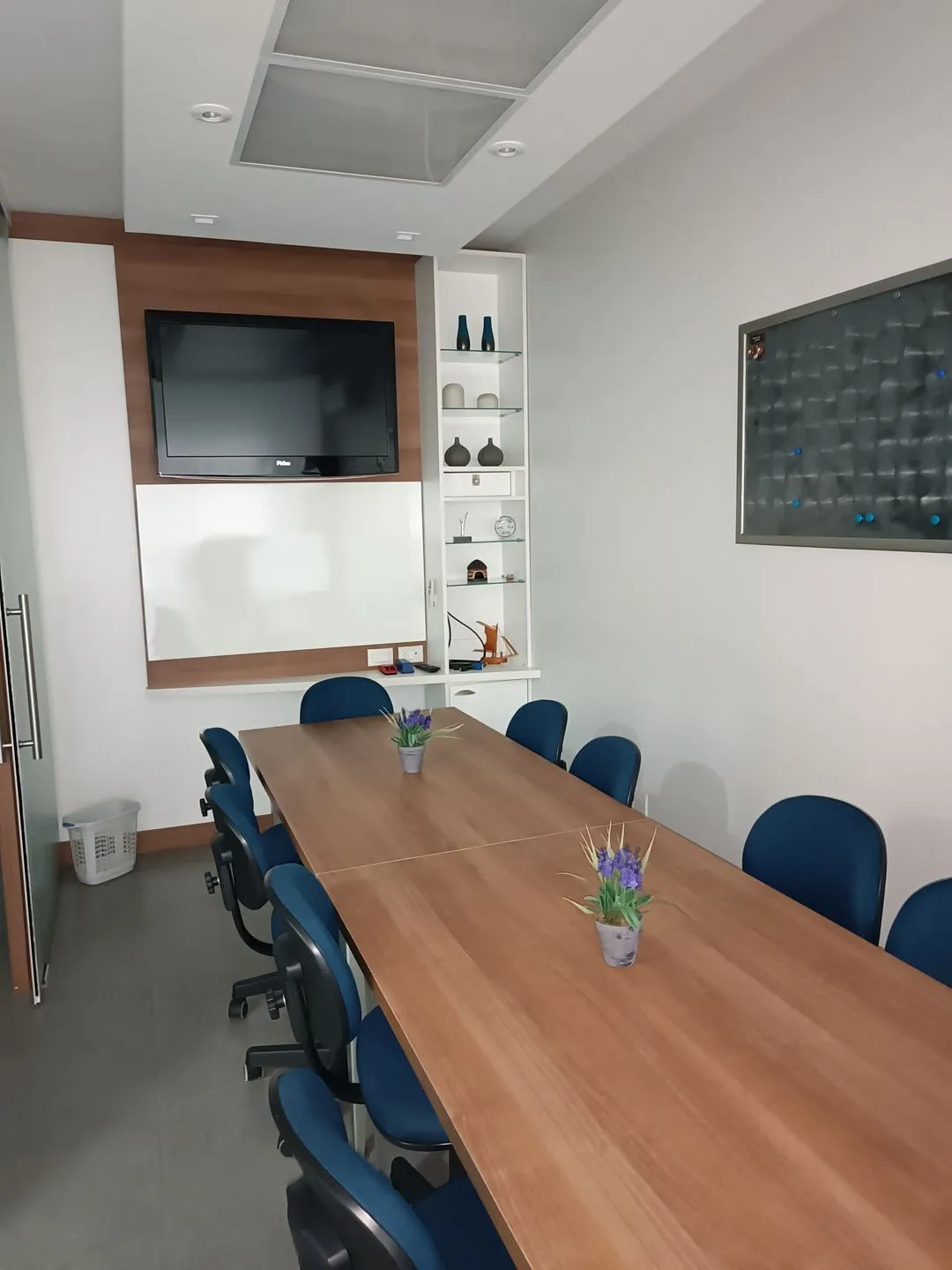 Imagem Sala comercial à venda em Porto Alegre, Menino Deus, 45.96m2