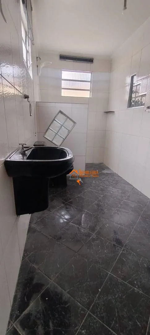 Imagem Casa com 3 dormitórios à venda, 311 m² por R$ 660.000,00 - Jardim Rosa de Franca - Guarulhos/SP