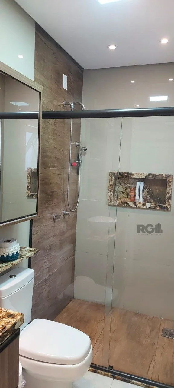 Imagem Casa com 2 dormitórios, sendo 1 suíte no bairro Florida em Guaíba