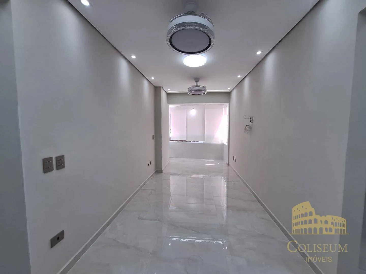 Imagem Apartamento com 1 dormitório à venda, 55 m² por R$ 400.000,00 - Vila Assunção - Praia Grande/SP
