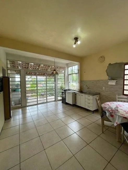 Imagem Casa de 4 dormitórios, bairro Ipanema