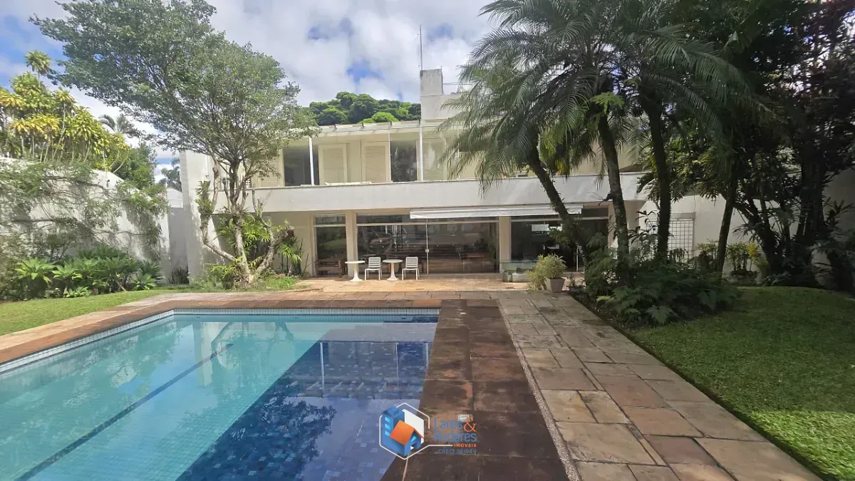 Foto do imóvel Sobrado para venda em Santo Amaro com 4 quartos, sendo 4 suítes, 682m² em Rua Ministro Roberto Cardoso Alves