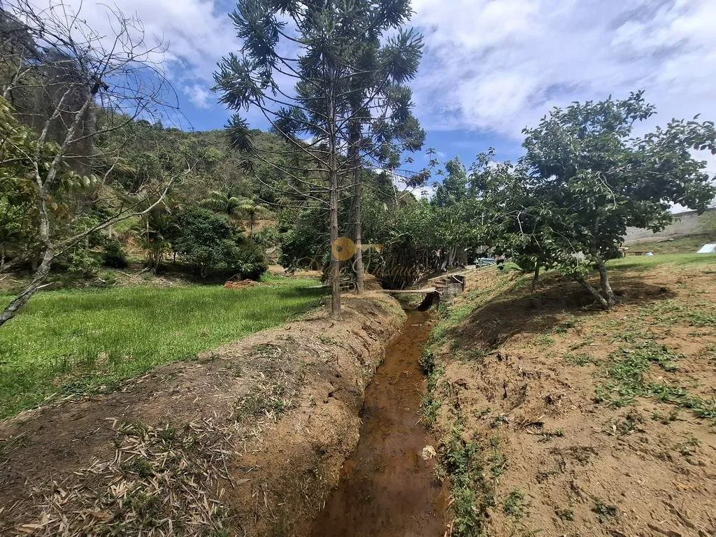 Imagem Casa para Venda em Teresópolis / RJ no bairro Albuquerque