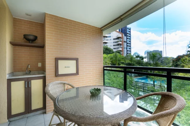 Foto do imóvel Apartamento à venda em São Paulo, Vila Suzana, com 3 quartos, 192m2 em Doutor Oscar Monteiro de Barros