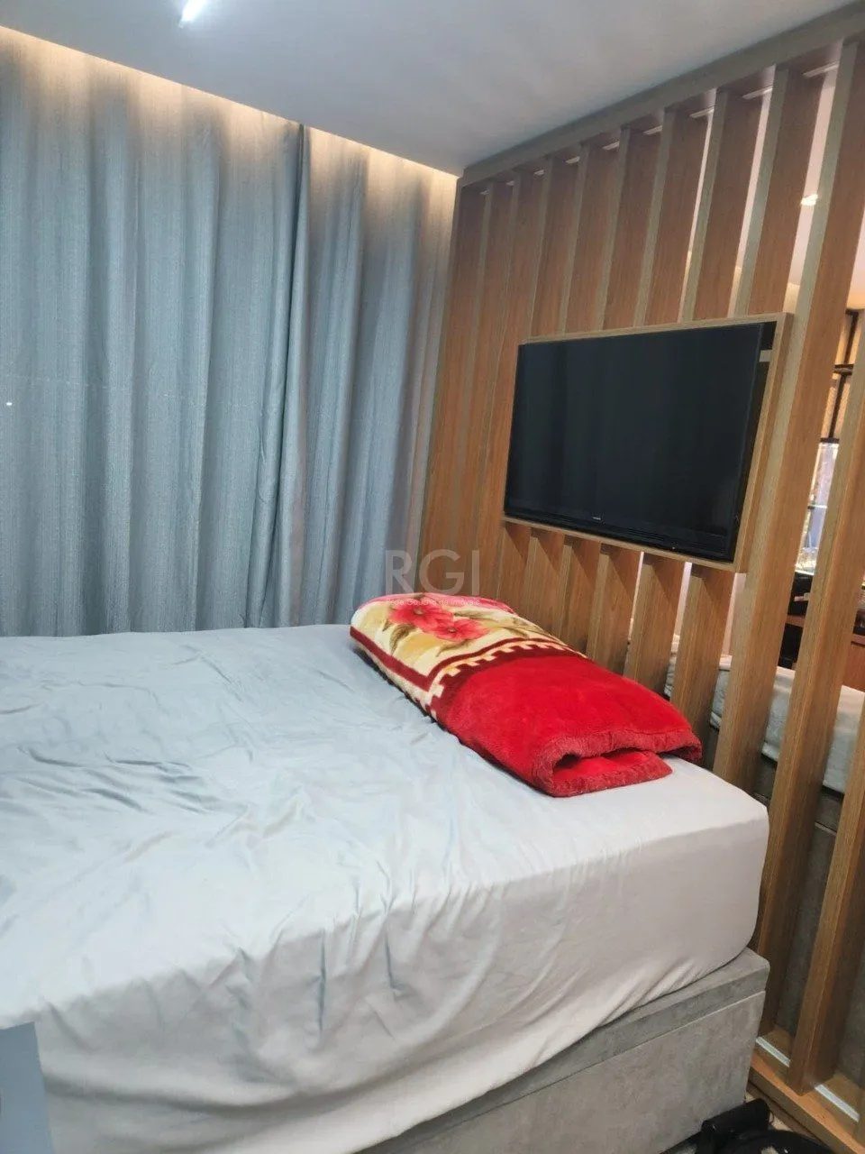 Imagem Apartamento para Venda - 40m², 1 dormitório, 1 vaga - Chácara das Pedras