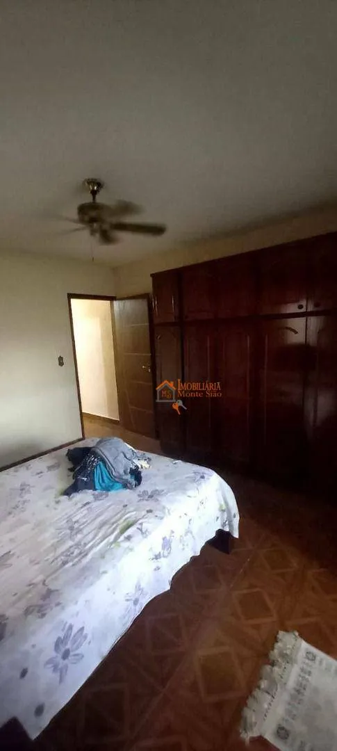 Imagem Sobrado com 3 dormitórios à venda, 220 m² por R$ 650.000,00 - Parque Continental III - Guarulhos/SP