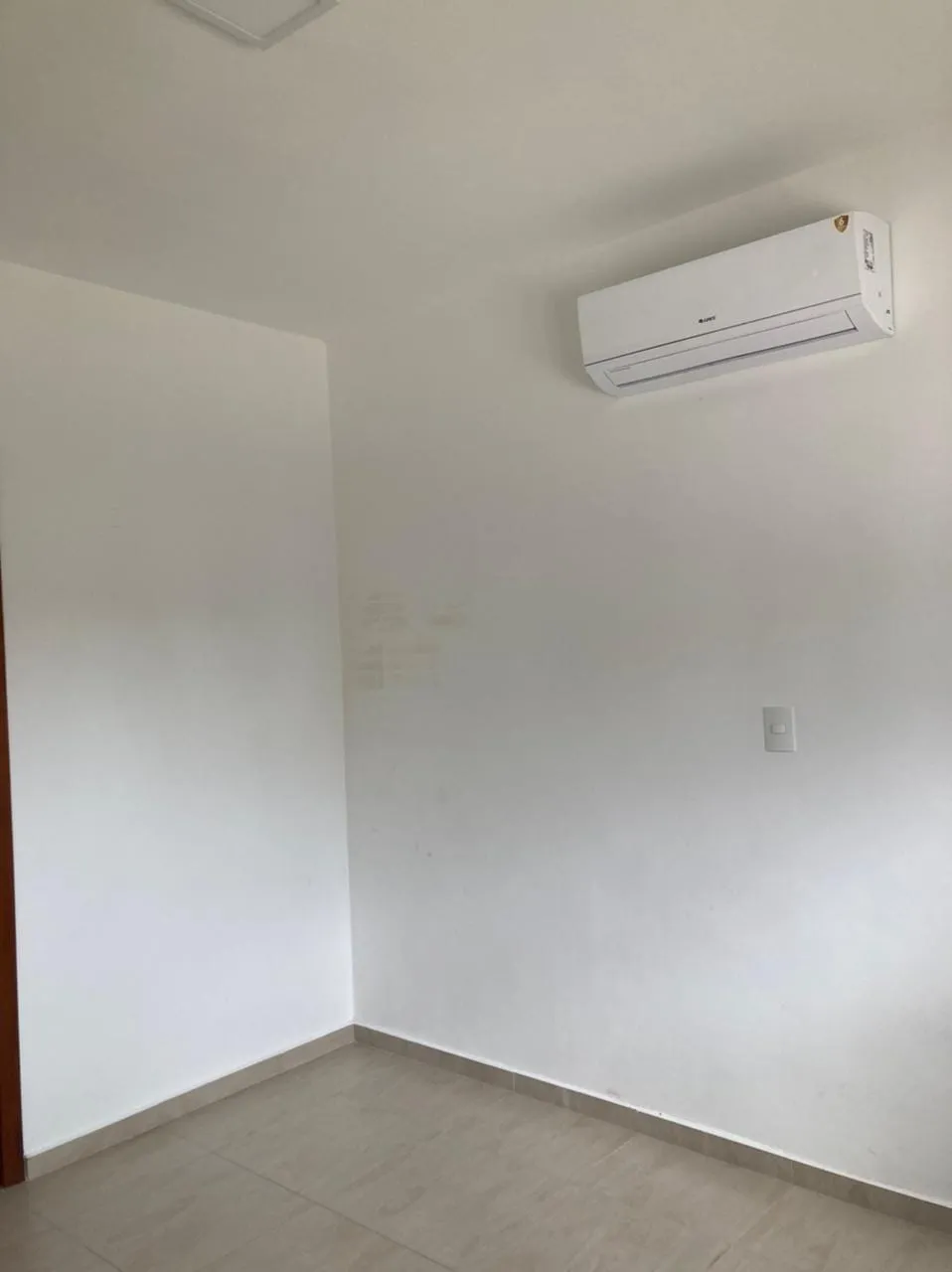Imagem Casa à venda 4 Quartos, 4 Suites, 5 Vagas, 300M², Piracangaguá, Taubaté - SP | Condomínio Ouroville