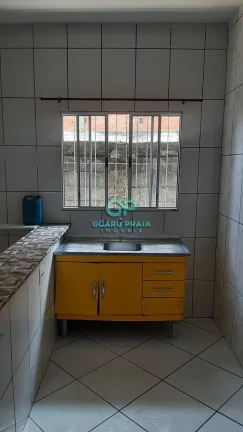 Imagem INVESTIMENTO: Casas Sobrepostas com 4 unidades individuais no Guarujá