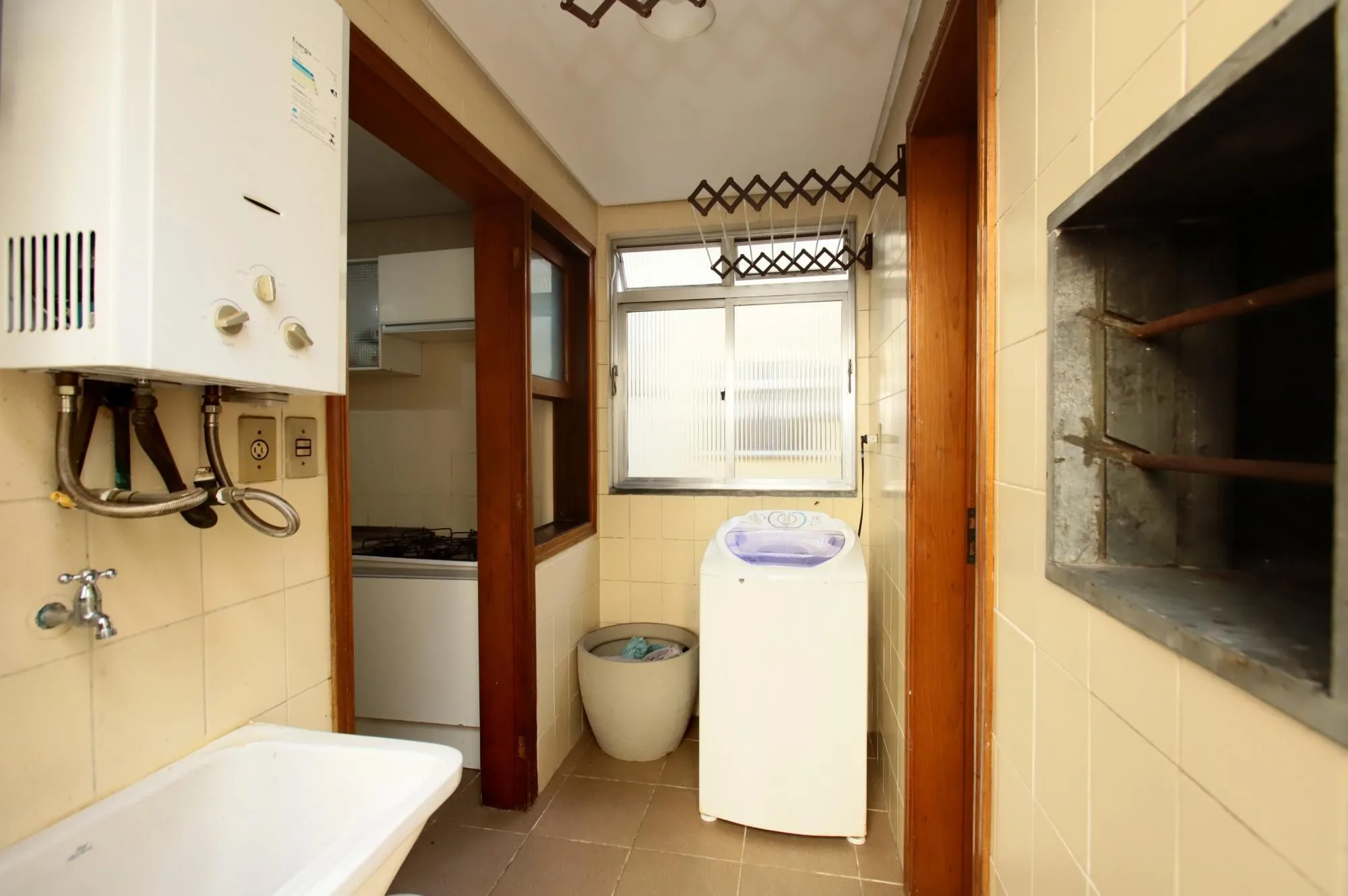 Imagem Bem localizado 03 dorm. Suite, churrasqueira, 01 vaga , Auxiliadora