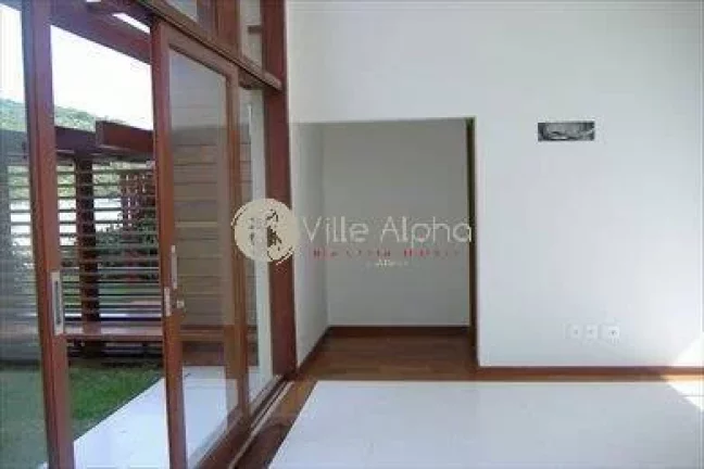 Imagem MARAVILHOSA CASA NA PRAIA DE PERNAMBUCO NO GUARUJA.