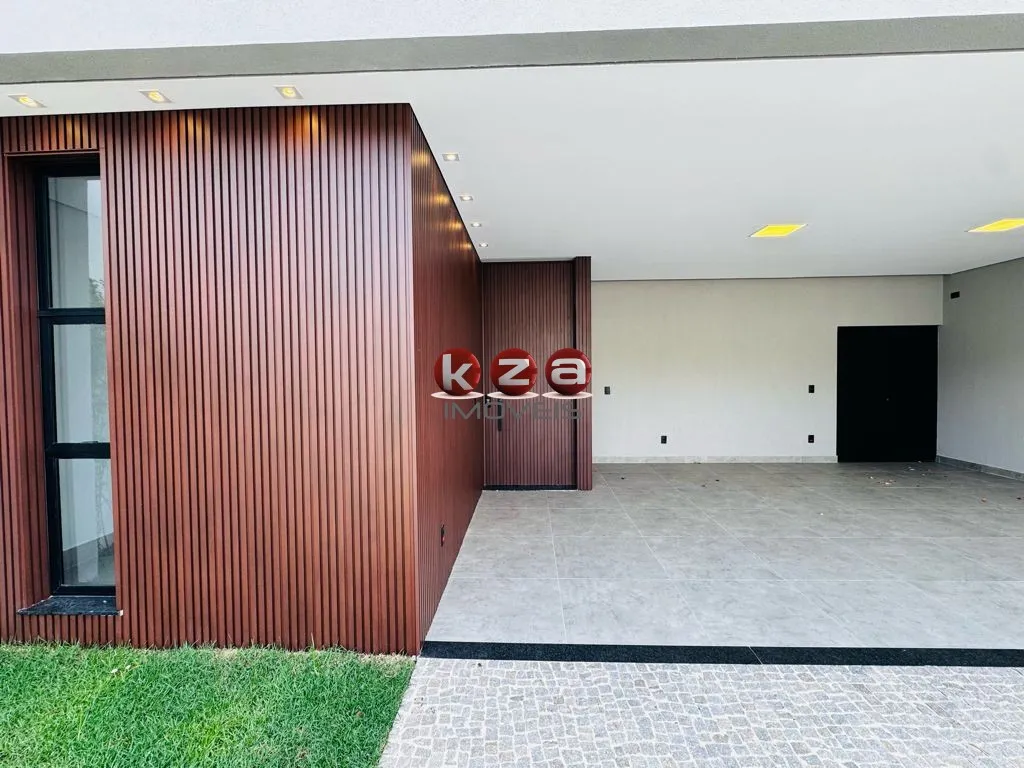Imagem Casa de luxo em Condomínio Zurich Dorf: 3 quartos, 3 suítes, 2 salas, 5 banheiros, 4 vagas, 230m² em Valinhos-SP