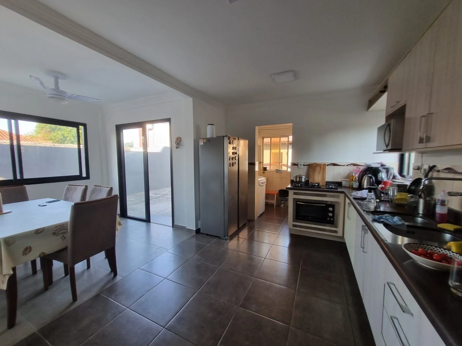 Imagem Casa para Venda - 177m², 4 dormitórios, sendo 1 suites, 2 vagas - Partenon