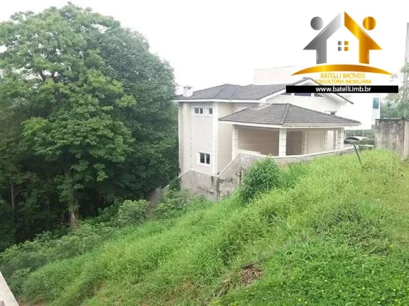 Imagem Terreno à venda no condomínio Golf Village na Granja Viana - Batelli Imóveis