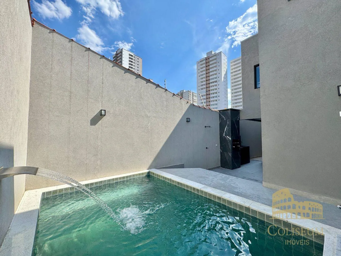 Foto do imóvel Casa com 3 dormitórios à venda por R$ 935.000,00 - Aviação - Praia Grande/SP
