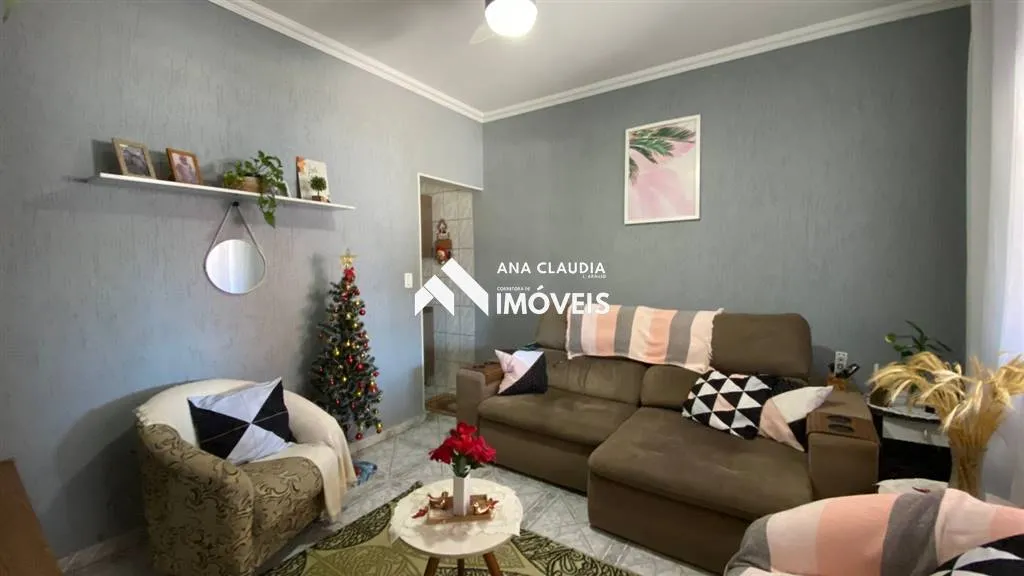 Imagem Casa a venda bem localizada em Mongaguá