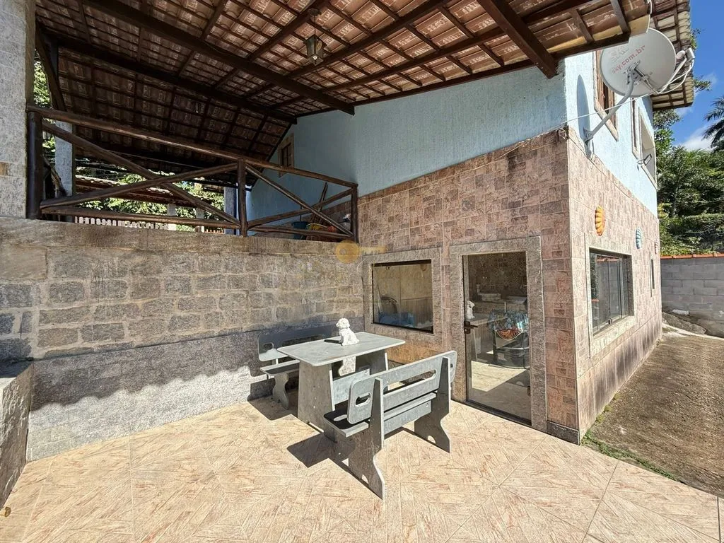 Imagem Casa em Condomínio para Venda em Guapimirim / RJ no bairro Limoeiro
