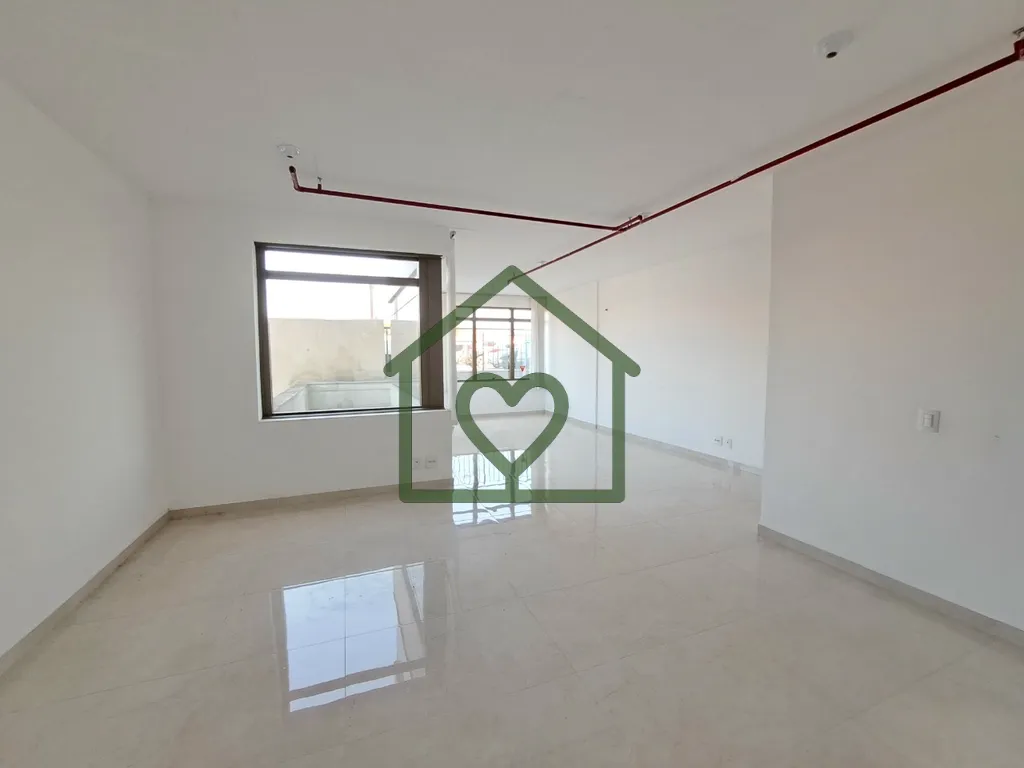 Imagem SALA COMERCIAL 47M² PRIVATIVOS I VAGA I FLORESTA I ZONA NORTE 
 
ABRIANOS vende linda sala com piso...
