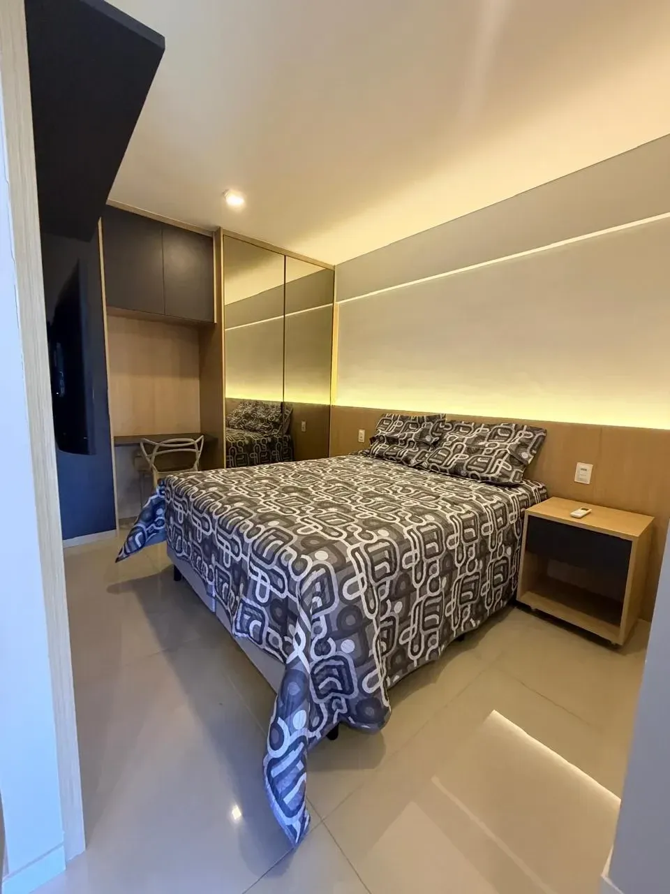 Imagem Apartamento com 1 Quarto para Alugar, 25 m² em Caminho das Árvores - Salvador
