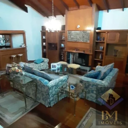 Imagem Casa lindíssima e confortável em alvenaria