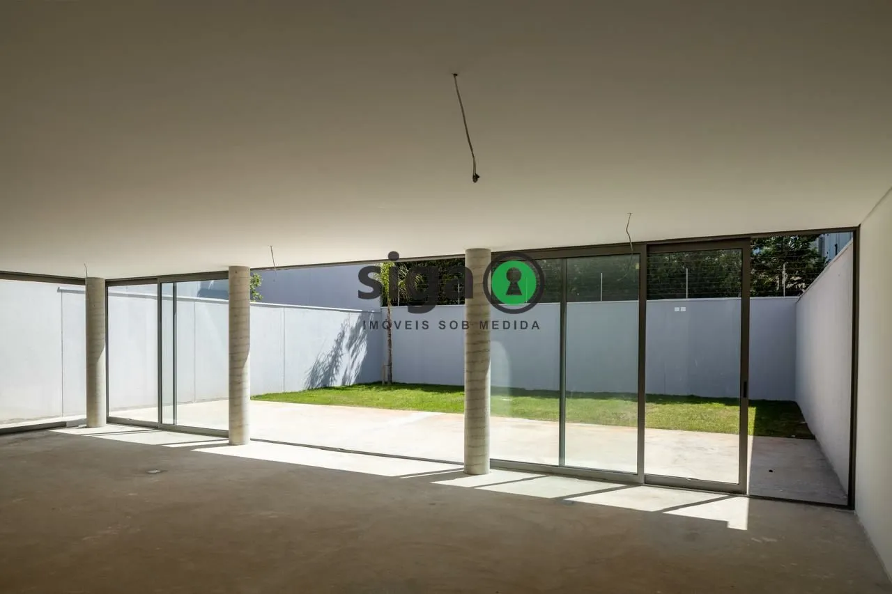 Imagem Casa em Condomínio para venda no Jardim Europa 04 suítes, São Paulo - SP