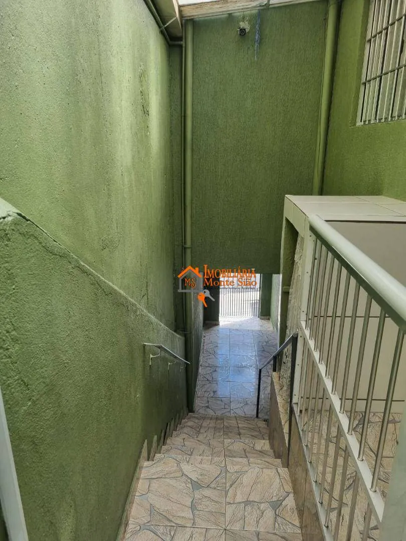 Imagem Sobrado com 3 dormitórios à venda, 132 m² por R$ 690.000 - Jardim Moreira - Guarulhos/SP