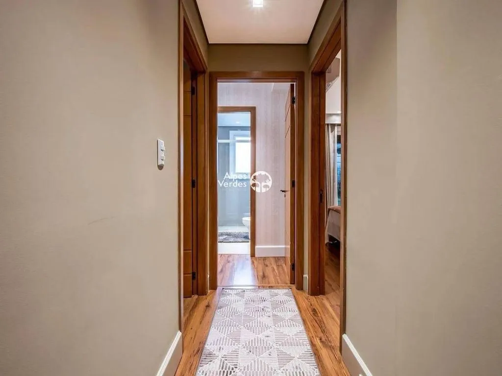 Imagem Vende-se Apartamento no Centro de Gramado, com 3 quartos