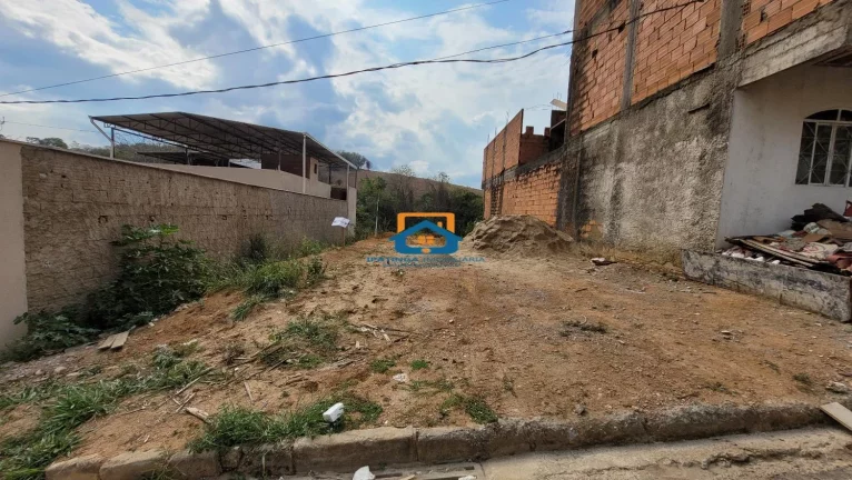 Foto do imóvel Lote - Santana do Paraíso em Rua Amora