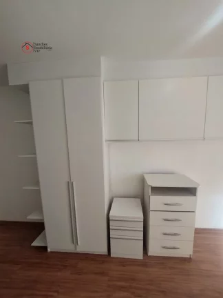 Imagem AMPLO SOBRADO A VENDA NA VILA PRUDENTE, TODO REFORMADO. 4 VAGAS DE GARAGEM E QUINTAL COM CHURRASQUEIRA. PRÓXIMO AO METRÔ DA VILA PRUDENTE.