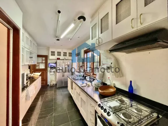 Imagem Duas casas no mesmo terreno à venda na Granja Viana