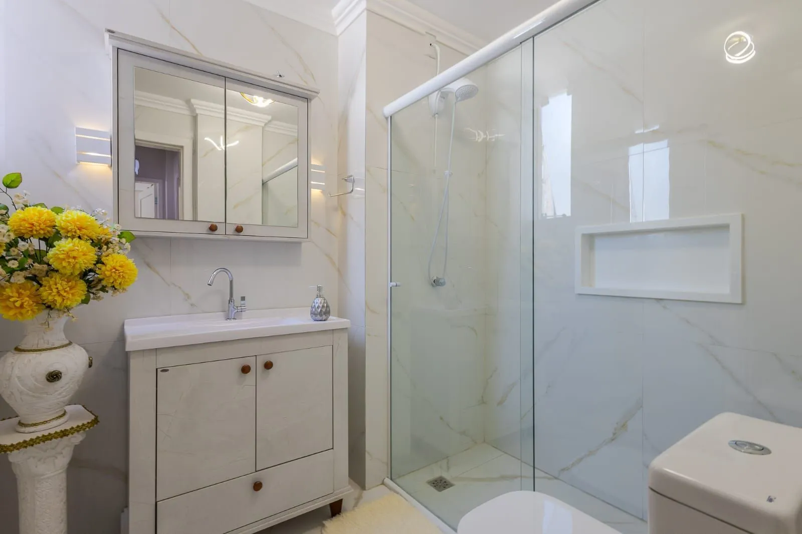 Imagem Apartamento de 80 m²semi mobiliado, 3 dormitórios e 1 suíte no Centro Histórico