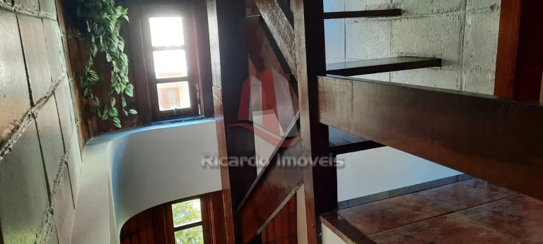 Imagem Casa Triplex Mobiliada Peró c/ 100 m²