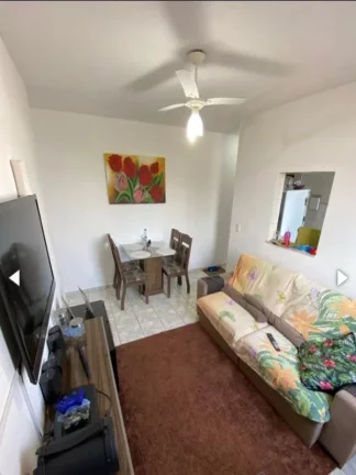 Imagem Apartamento segundo andar de escada 2 quartos sala cozinha 01 banheiro uma vaga de garagem e area gourmet