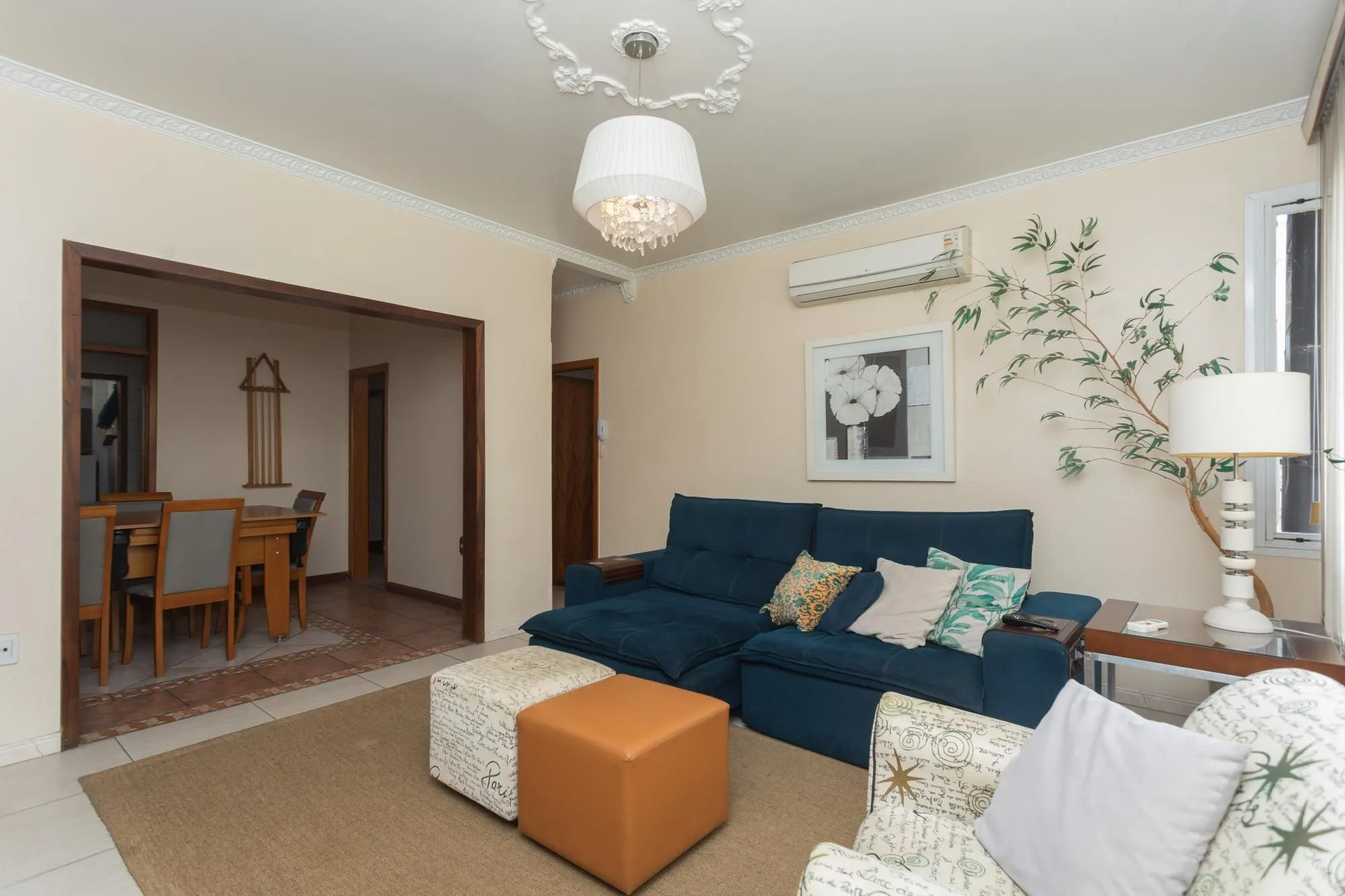 Imagem Apartamento 3 Dormitórios com Suíte e Garagem na Cidade Baixa - Próximo à Redenção