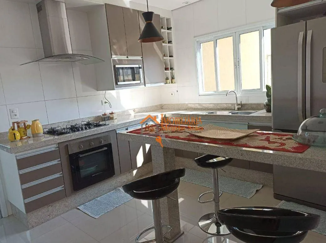 Imagem Sobrado com 3 dormitórios à venda, 174 m² por R$ 1.390.000,00 - Jardim Vila Galvão - Guarulhos/SP