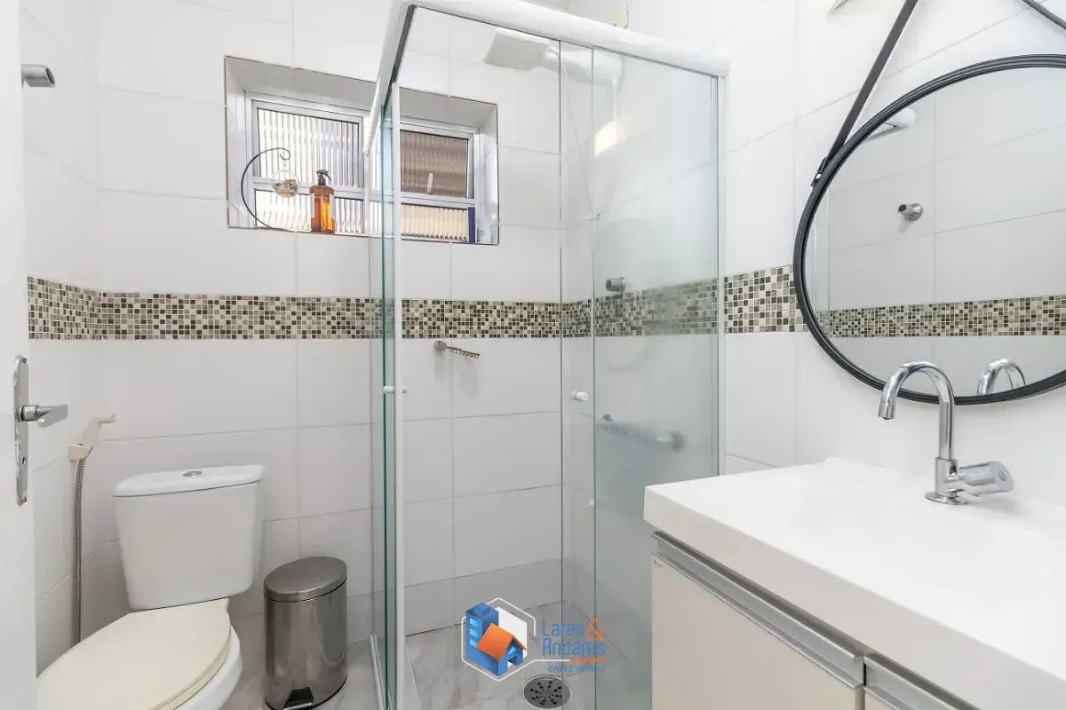 Imagem Sobrado para venda em Parque Maria Domitila com 3 quartos, 126m²