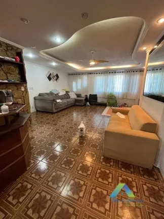 Foto do imóvel Sobrado com 3 dormitórios à venda, 400 m² por R$ 849 mil - Vila das Mercês