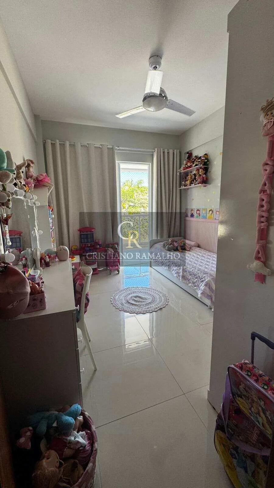 Imagem Cobertura à venda em Cabo Frio, Palmeiras, com 4 quartos, 278,32m2