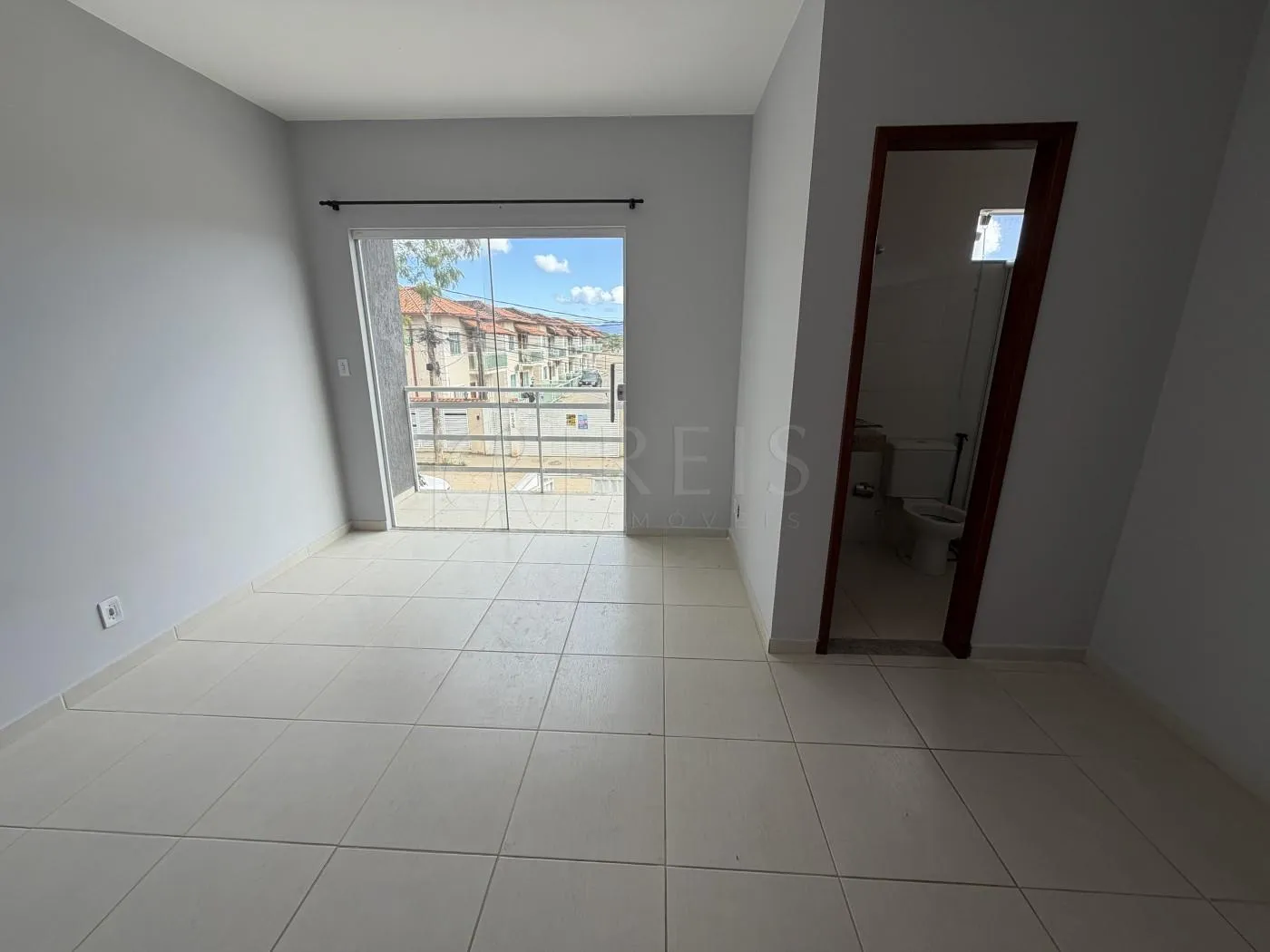Imagem Casa para Venda em Rio das Ostras, Chácara Mariléa, 2 dormitórios, 2 suítes, 3 banheiros, 1 vaga