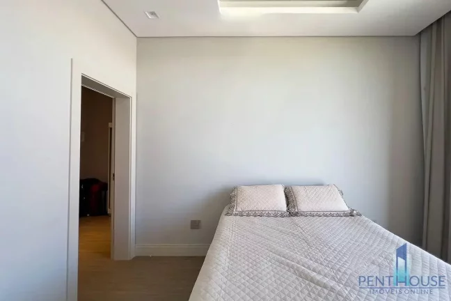 Imagem Casa em Condomínio para Venda em Camboriú, Santa Regina, 3 dormitórios, 3 suítes, 4 banheiros, 4 vagas