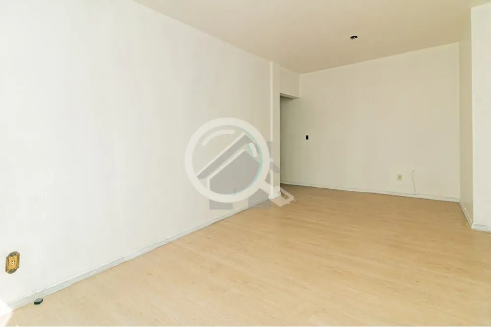 Imagem Excelente Oportunidade de Apartamento à Venda! Características do Imóvel: Dormitórios: 3 espaço...