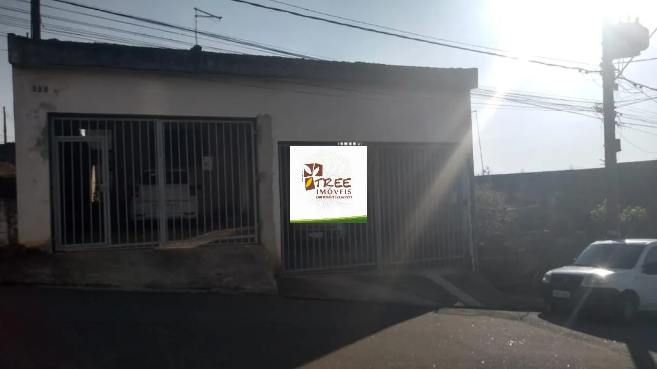 Imagem VENDA DE TERRENO NO JORDANÓPOLIS, EM ARUJÁ/SP, ÓTIMA OPORTUNIDADE PARA INVESTIMENTO, 1.100m² e casa com 3 quartos e 4 vagas cobertas. CONSULTE-NOS.