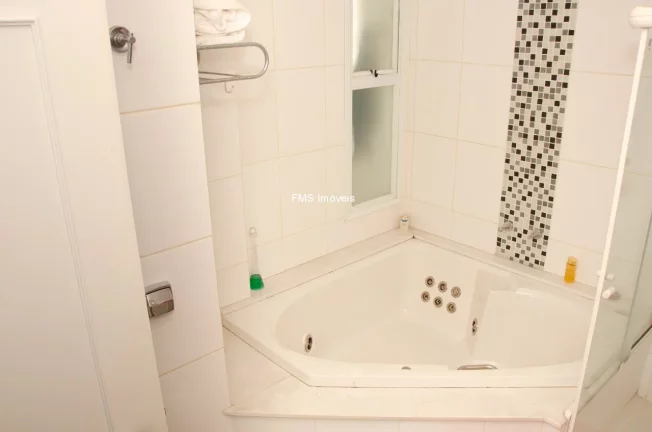 Imagem Imperdível oportunidade: Apartamento de 4 quartos com 208m² à venda em Higienópolis, São Paulo-SP