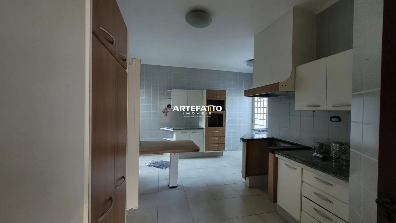 Imagem Casa com 3 dormitórios no bairro Vila Marta