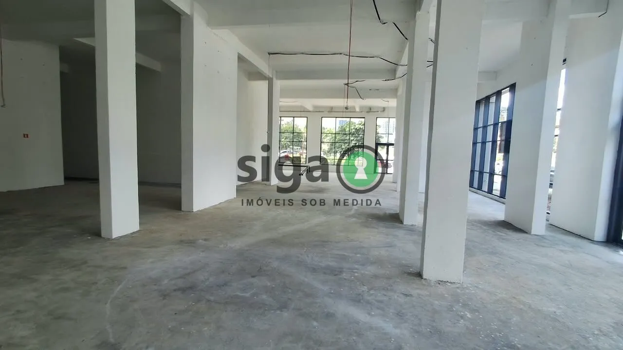 Imagem Loja de esquina com 500 m² para locação no Brooklin | Pé-direito duplo e porte-cochère