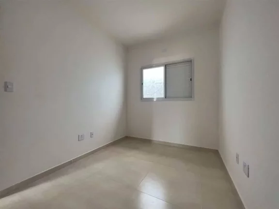 Imagem Casa com 2 dormitórios à venda, 51 m² por R$ 245.000 - Caiçara - Praia Grande/SP