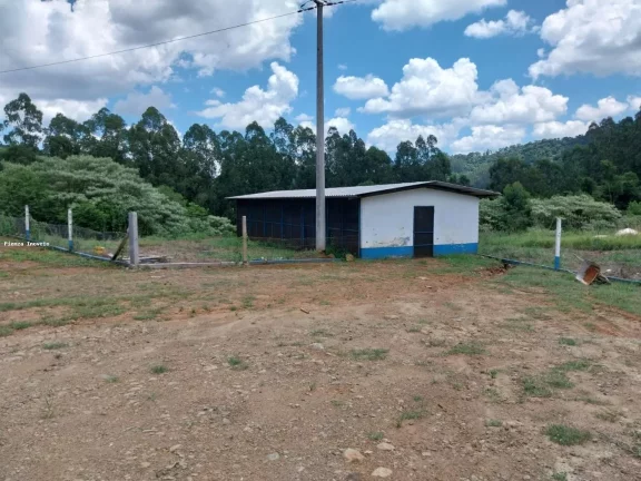 Imagem Granja para Venda em Lindóia do Sul, Interior