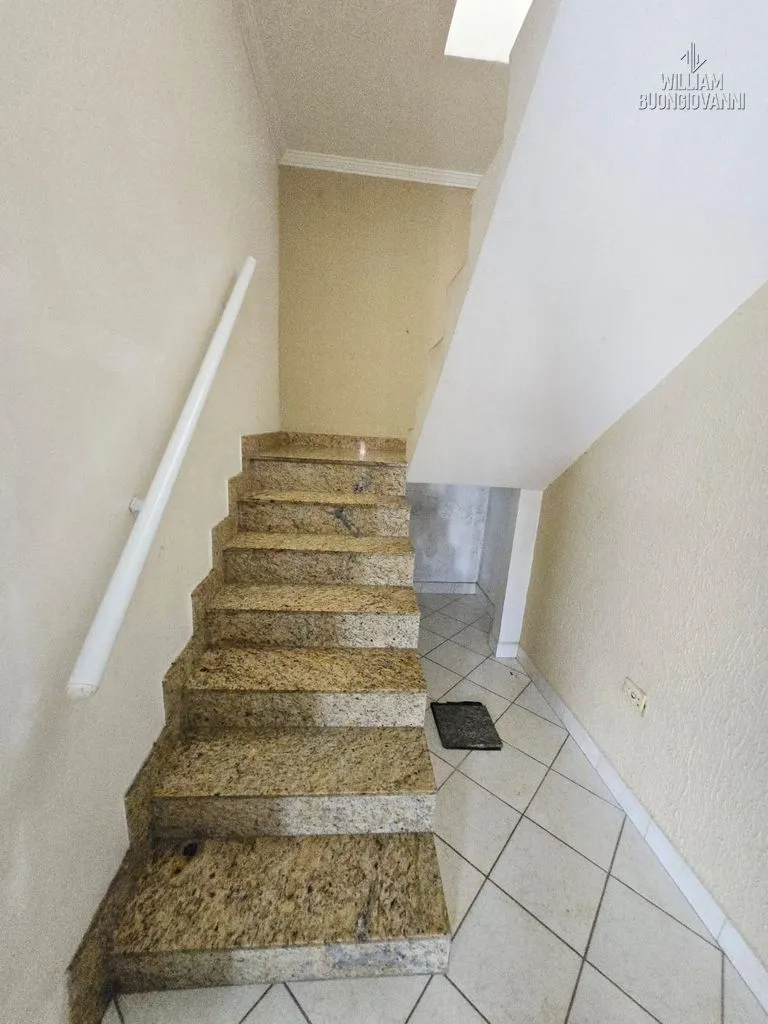 Imagem Sobrado Espaçoso na Ocian - Conforto, Localização Privilegiada e Excelente Preço