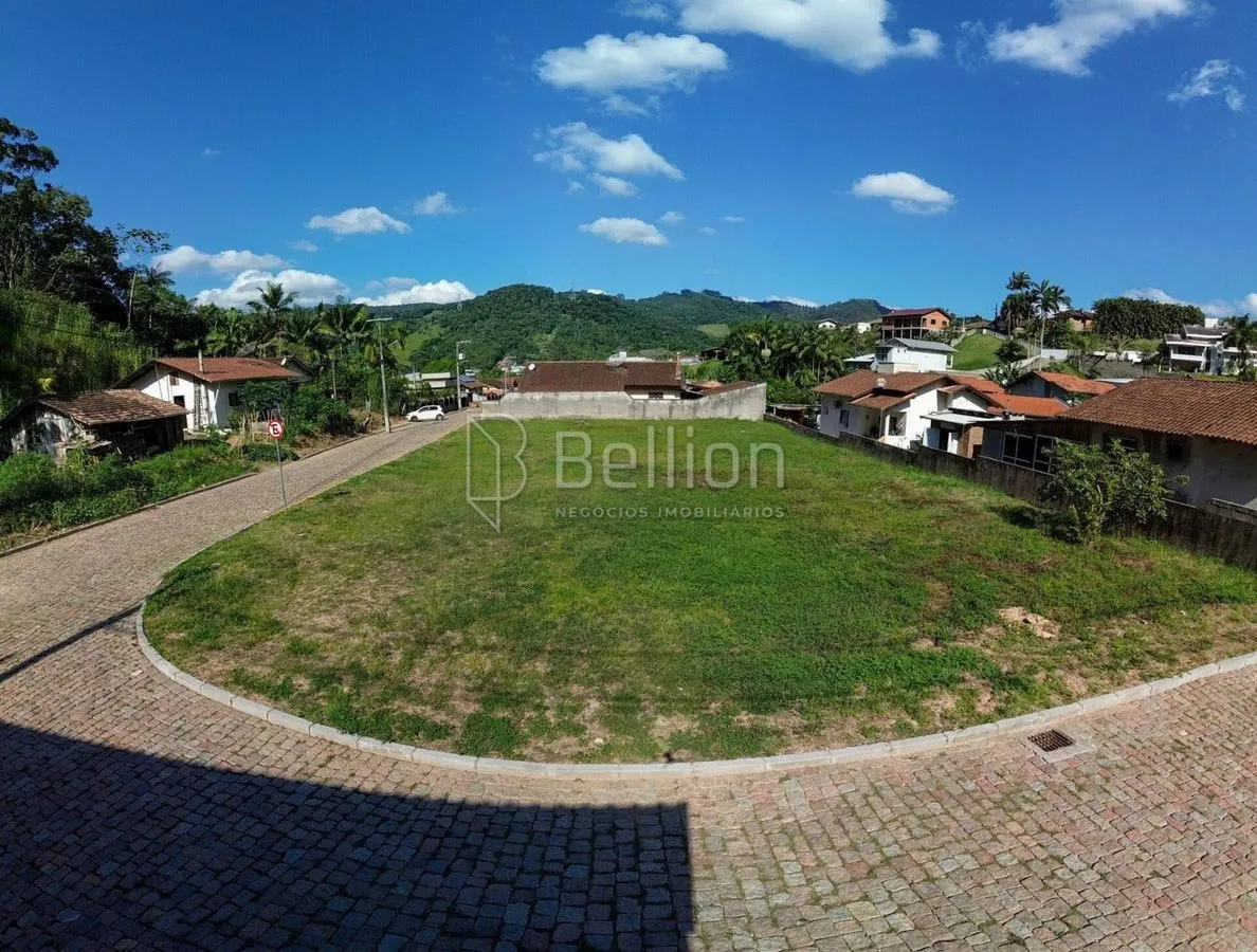 Imagem Excelente oportunidade para construir e investir em Rodeio!