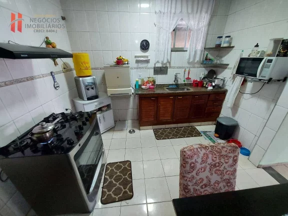 Imagem EXCELENTE CASA TRIPLEX COM MAIS DE 150M² E TERRAÇO AMPLO